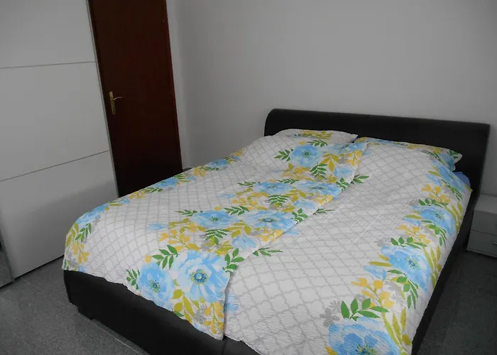 Diana Apartment *