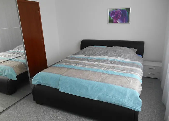 Diana Apartment *