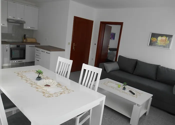 Diana Apartman *